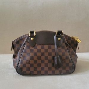 Louis Vuitton Purse